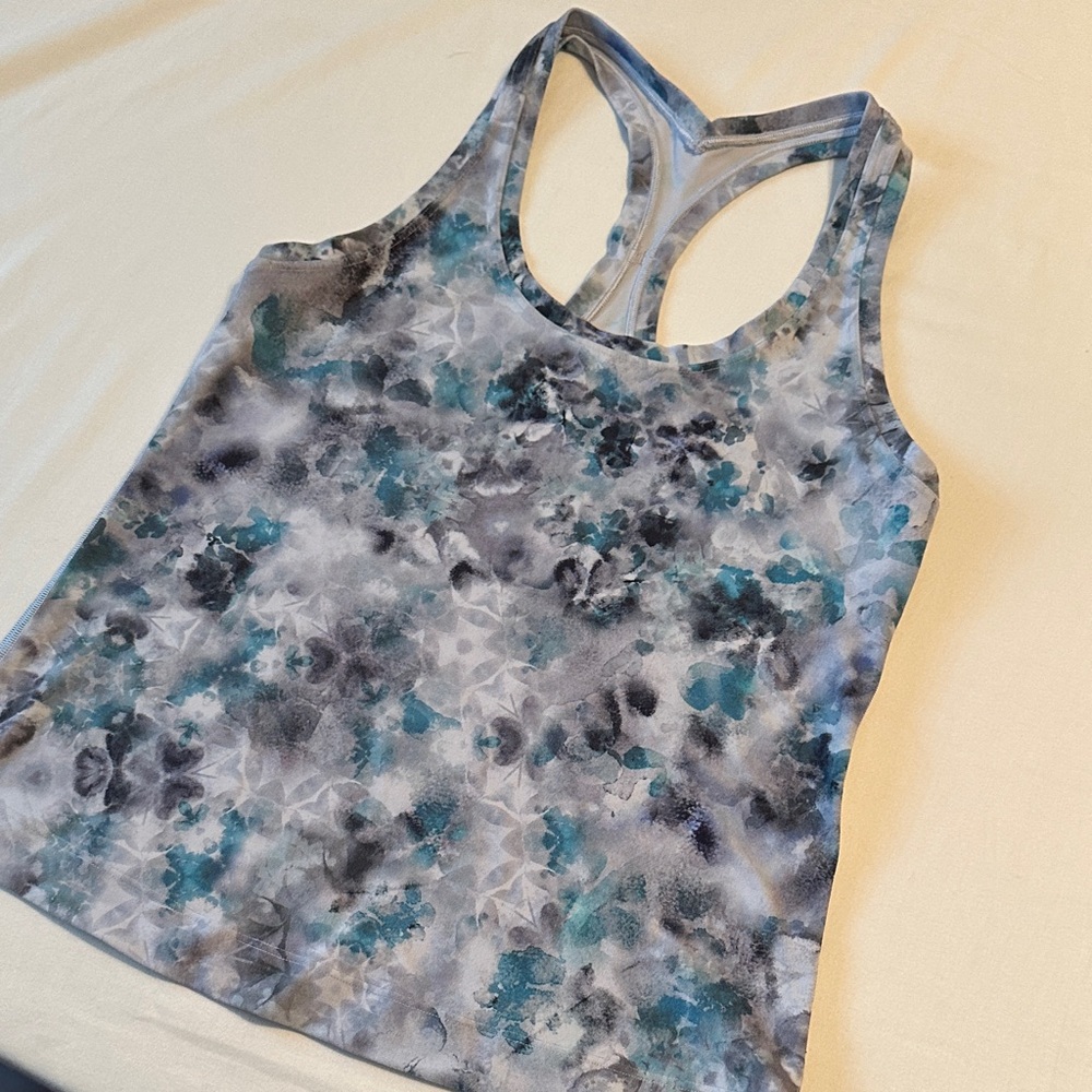 Lululemon Cropped Tank